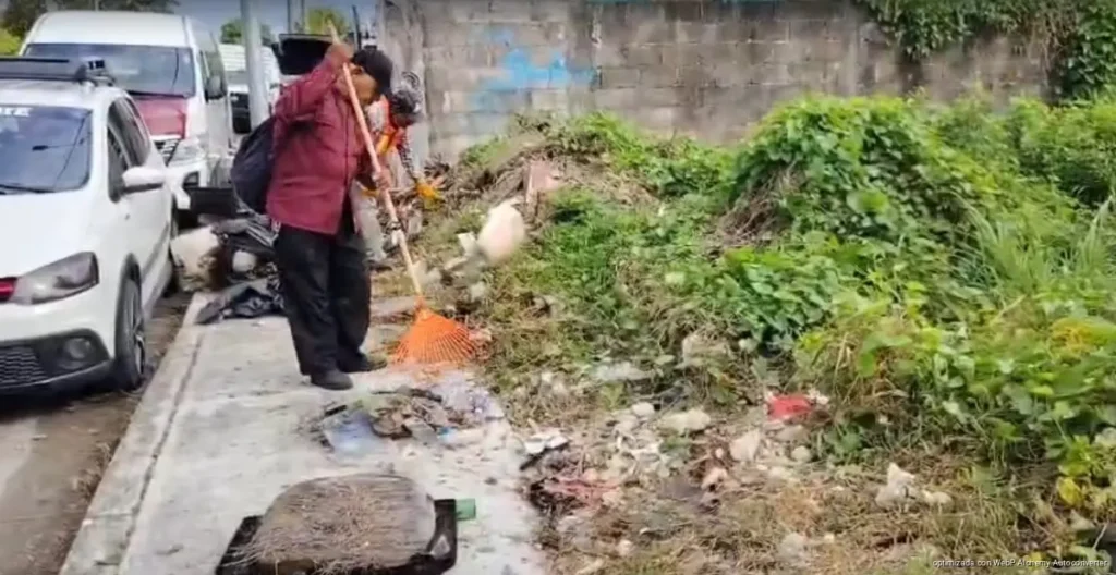 Exhortan cercar terrenos abandonados para evitar basureros clandestinos