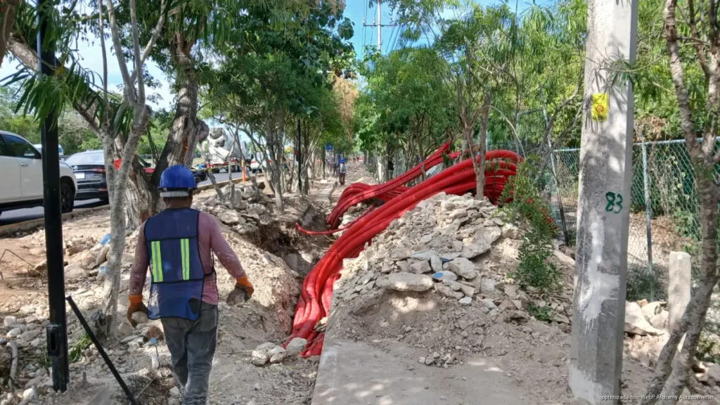 Endurecerán vigilancia y sanciones en obras sobre vía pública en Playa del Carmen