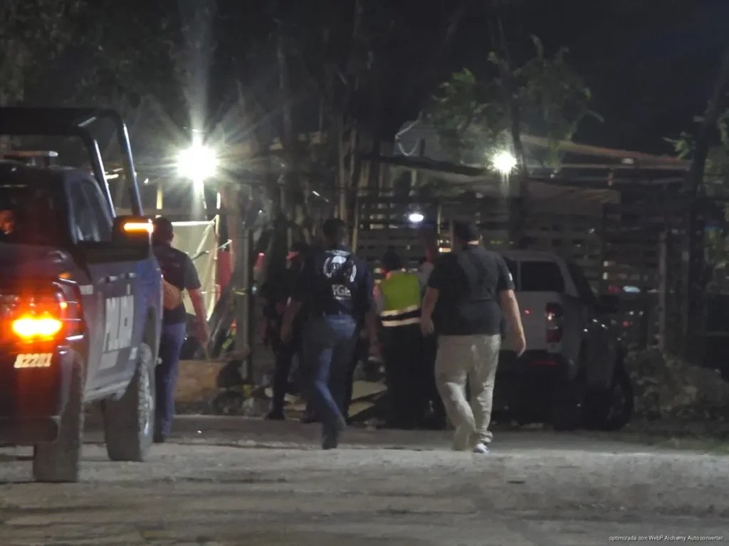 Investigan fallecimiento de dos personas en asentamiento Las Torres de Playa del Carmen