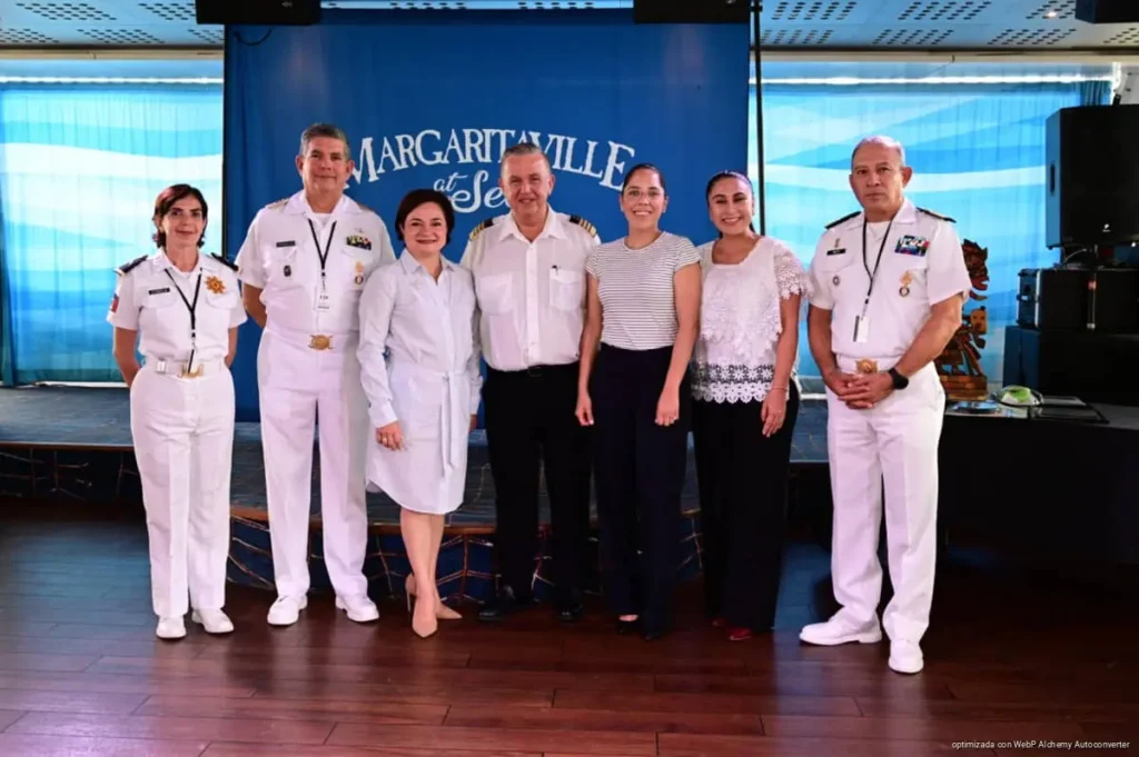 Cozumel recibe por primera vez crucero Margaritaville at Sea Paradise