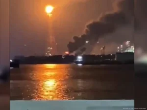 Nuevo incendio en Dos Bocas vuelve a encender alarmas en la refinería Olmeca Nuevo incendio en Dos Bocas vuelve a encender alarmas en la refinería Olmeca