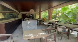 Altos costos y baja afluencia golpean al sector turístico de Tulum; cierran al menos 30 comercios en la zona costera Altos costos y baja afluencia golpean al sector turístico de Tulum; cierran al menos 30 comercios en la zona costera