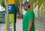 Iniciarán mesas de trabajo con PlayaParq para atender quejas por parquímetros en Playa del Carmen