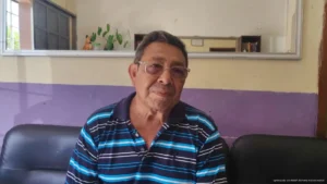 Apicultor alerta sobre riesgos del uso indiscriminado de agroquímicos en el campo Apicultor alerta sobre riesgos del uso indiscriminado de agroquímicos en el campo
