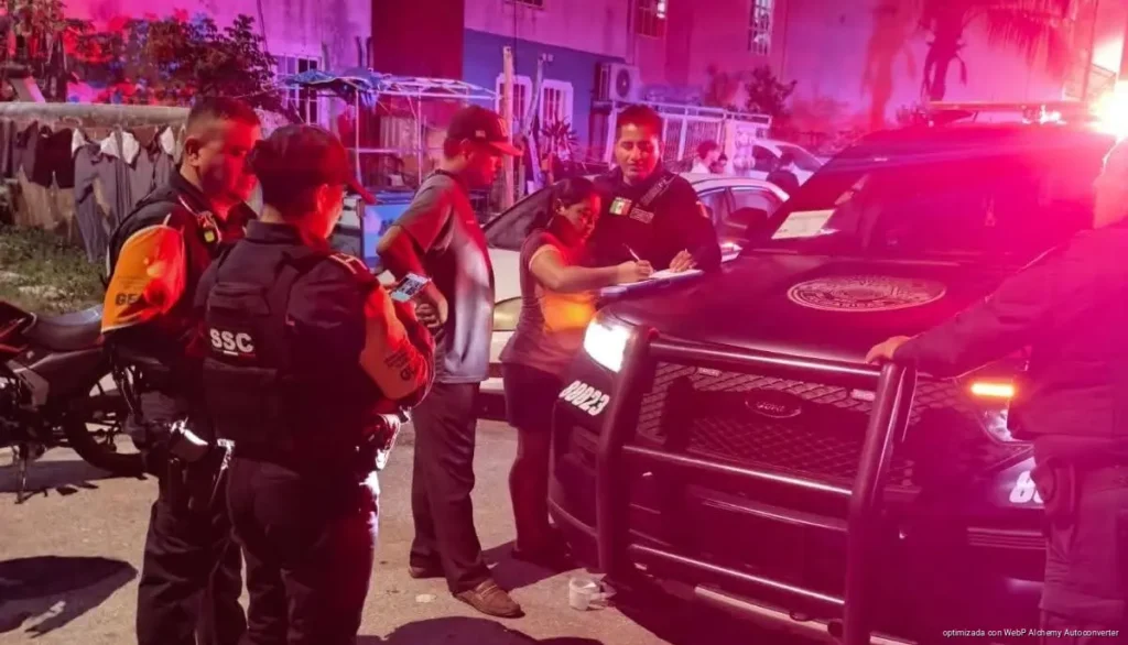 Vecinos y mototaxistas retienen a presunto ladrón en Villas del Sol