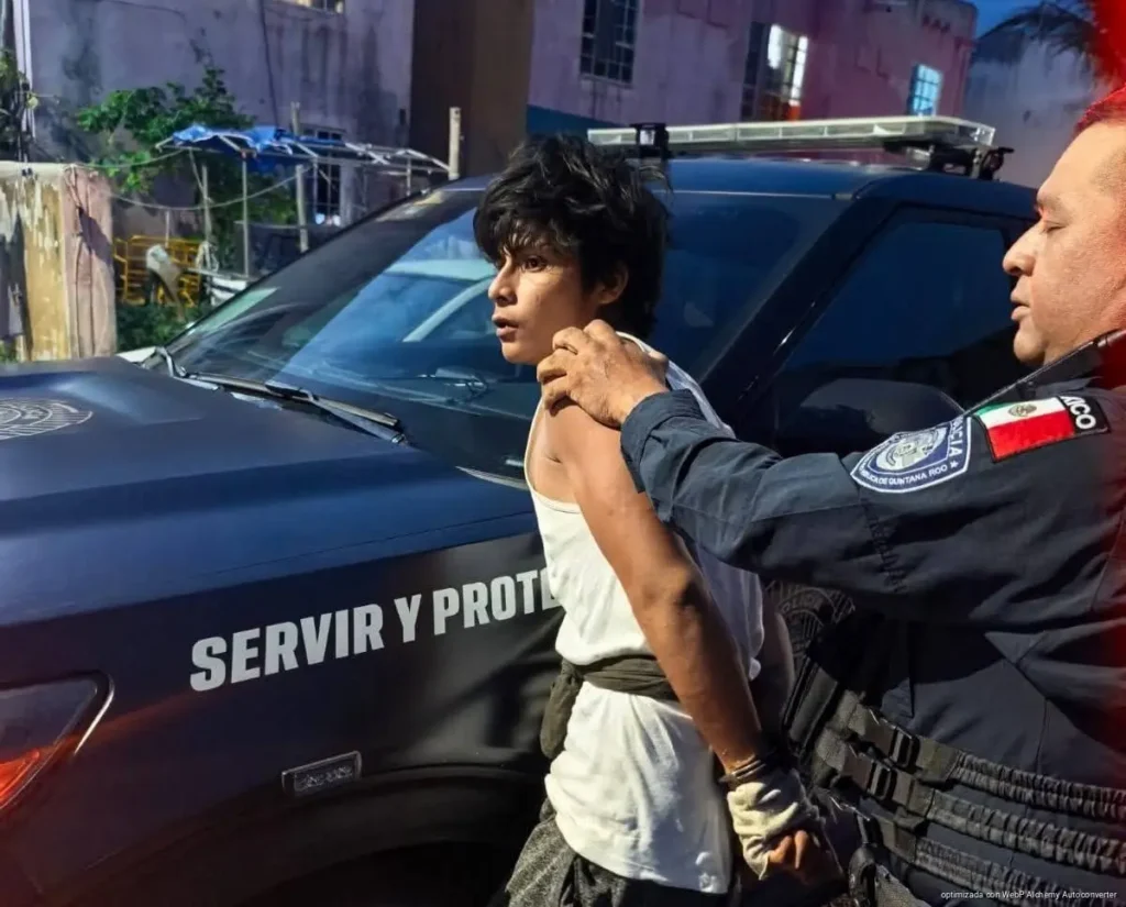 Vecinos y mototaxistas retienen a presunto ladrón en Villas del Sol