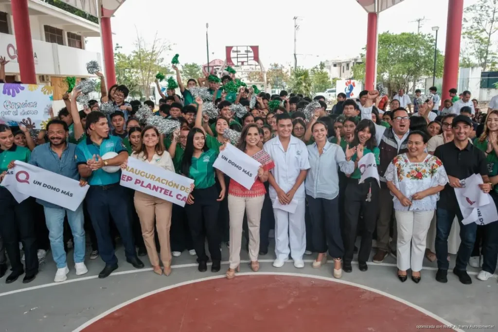 Mara Lezama inaugura domo en CONALEP Cancún III tras 18 años