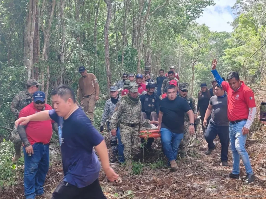 Rescatan a Don Fermín de 80 años y Keiko, estaban perdidos en la selva maya de Quintana Roo