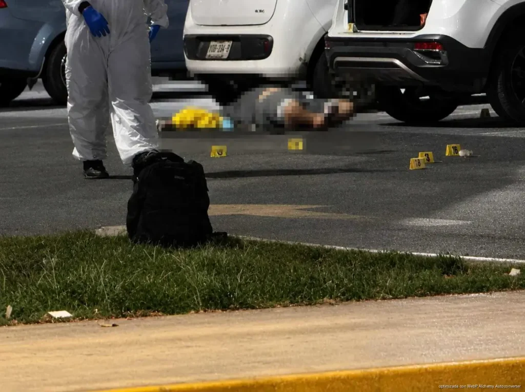 Ejecutan a hombre afuera de Bodega Aurrera en Playa del Carmen