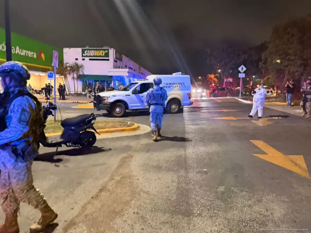 Hombre muere tras agresión con arma de fuego afuera de Bodega Aurrera en Playa del Carmen