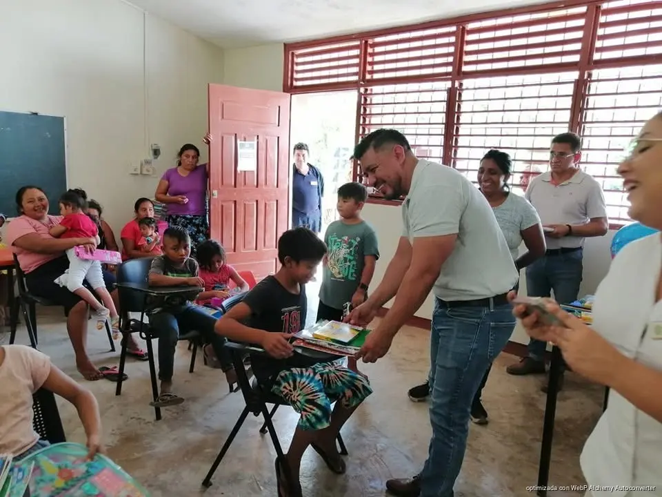 Adelantan salida de aulas para estudiantes de Playa del Carmen Adelantan salida de aulas para estudiantes de Playa del Carmen