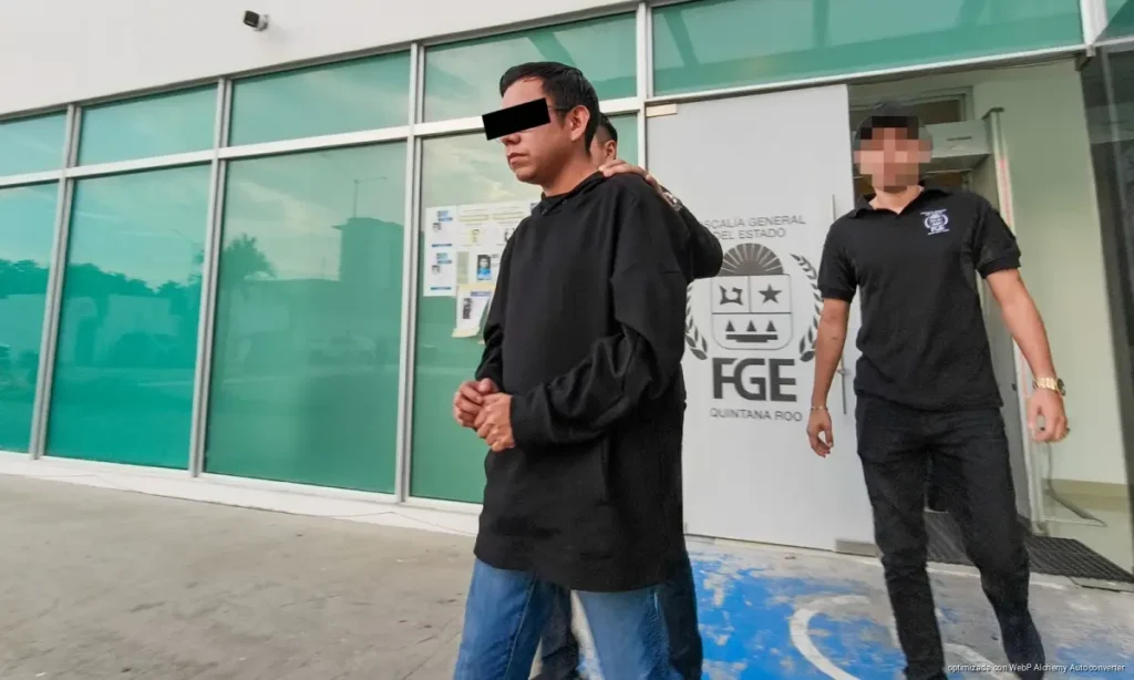 Detienen a sujeto por presunto fraude con palco para el Mundial