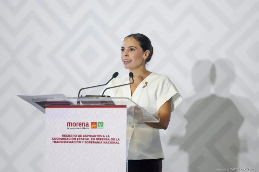 Ana Paty Peralta se registra como aspirante a coordinadora estatal de la Defensa de la Transformación y Soberanía Nacional