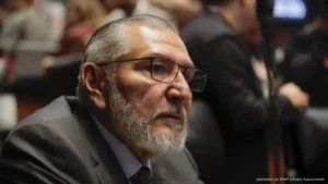 Escala investigación en EU contra Adán Augusto y podría alcanzar a hijos de AMLO