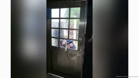 Privan de la libertad a periodista en Nanchital; irrumpen hombres armados en su domicilio