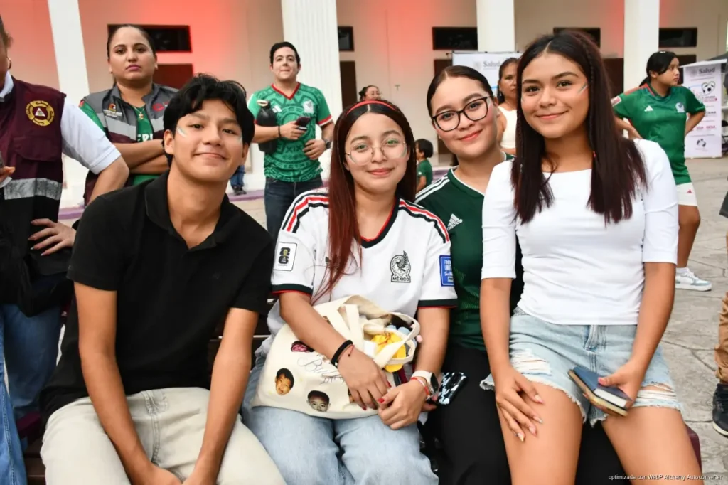 Chetumal vive la fiesta del pase de México a octavos