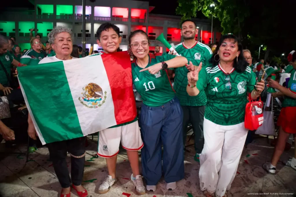 Chetumal vive la fiesta del pase de México a octavos