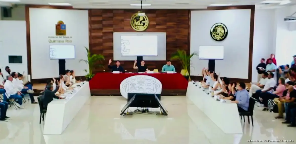 Cabildo de Playa del Carmen aprueba nueva deuda de 154 mdp, más las herencias de Javier