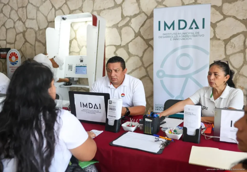 Remite Contraloría de Cancún 12 denuncias contra funcionarios a Fiscalía Remite Contraloría de Cancún 12 denuncias contra funcionarios a Fiscalía
