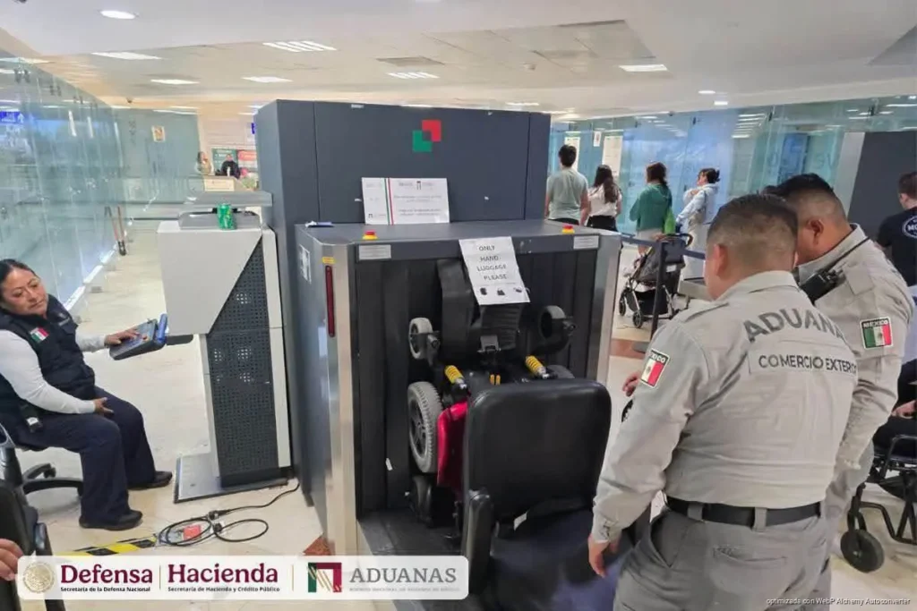 Aseguran más de 12 kilos de presunta droga en aeropuerto de Cancún