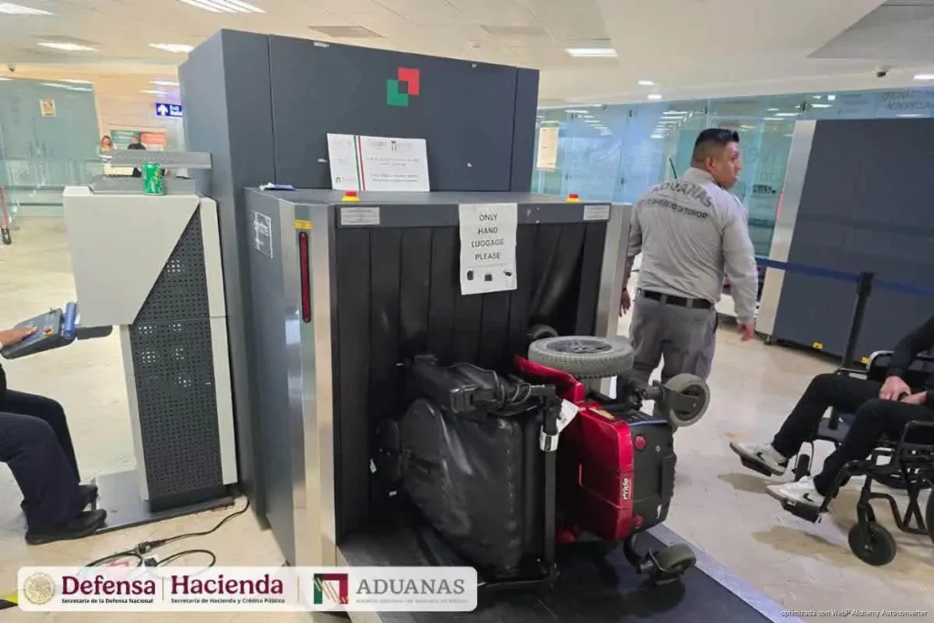 Aseguran más de 12 kilos de presunta droga en aeropuerto de Cancún