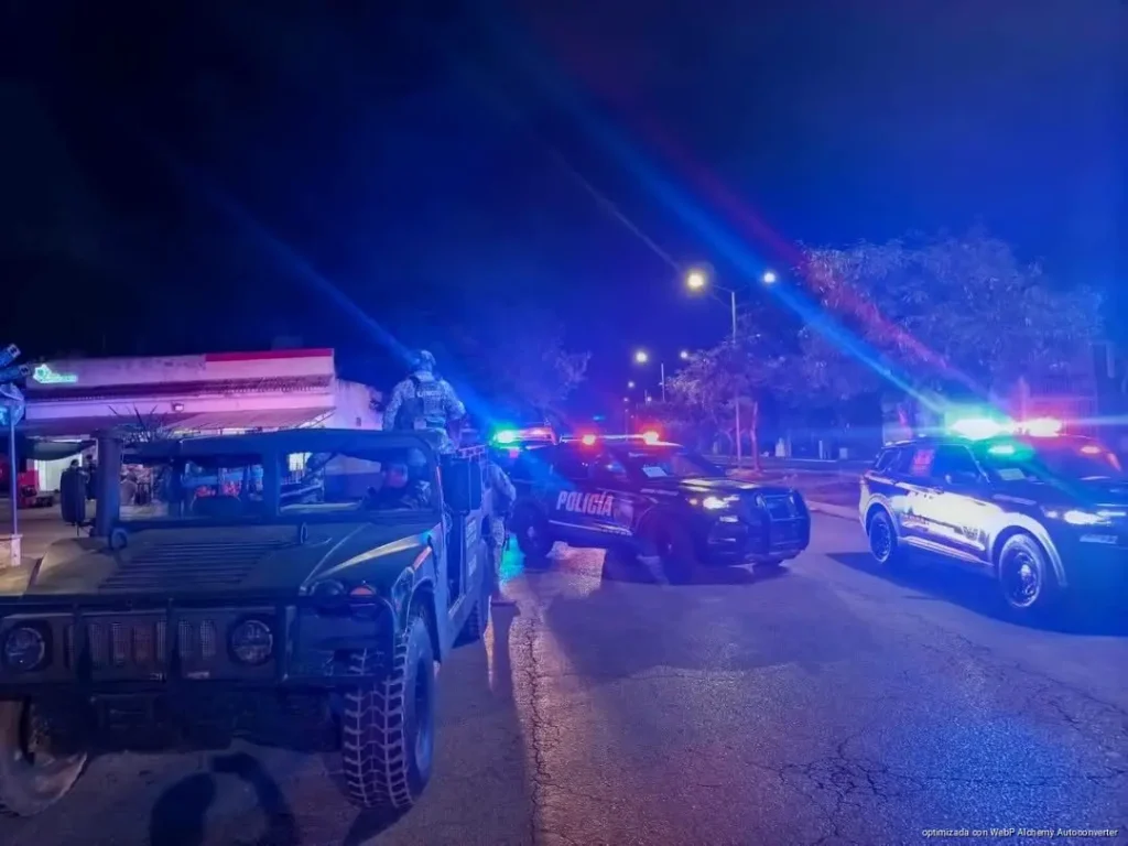 Desata taxista persecución tras evadir alcoholímetro en Playa del Carmen