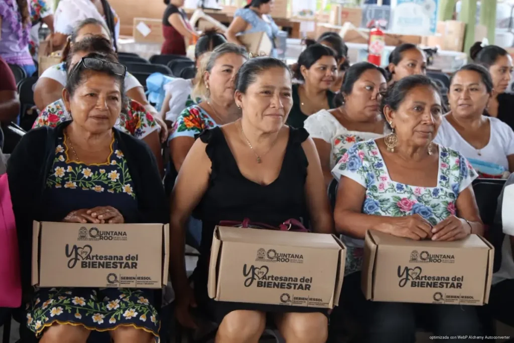 Fortalece Mara Lezama a artesanas y productores mayas con entrega de equipos e insumos en el sur de Quintana Roo