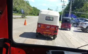 Golpean vacaciones ingresos de mototaxistas en Kantunilkín