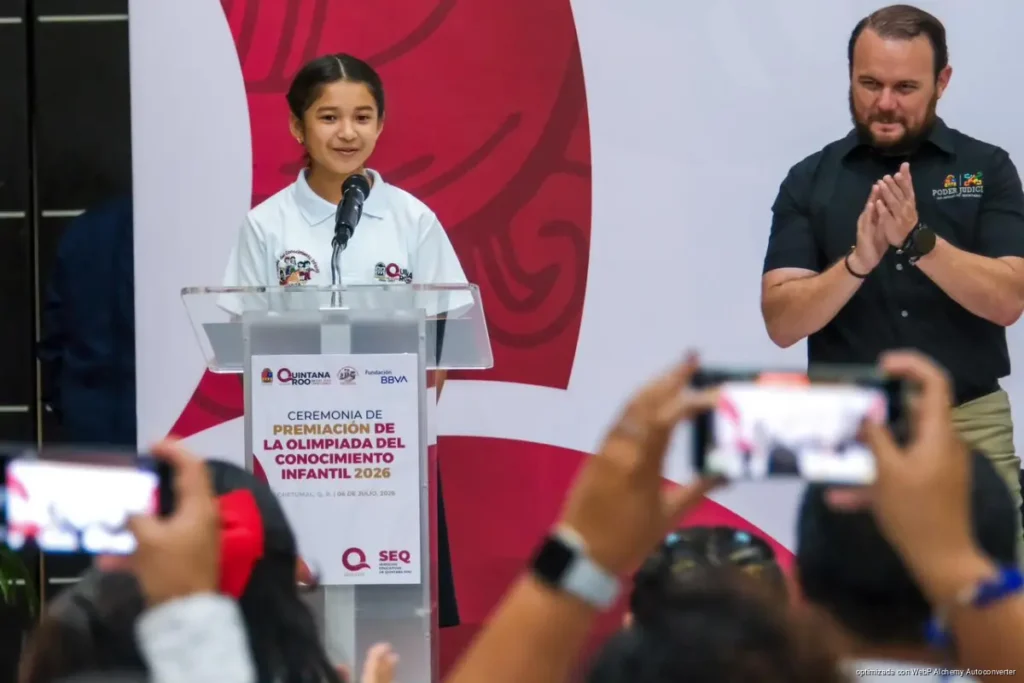 Premia Mara Lezama a las y los estudiantes ganadores de la Olimpiada del Conocimiento Infantil 2026