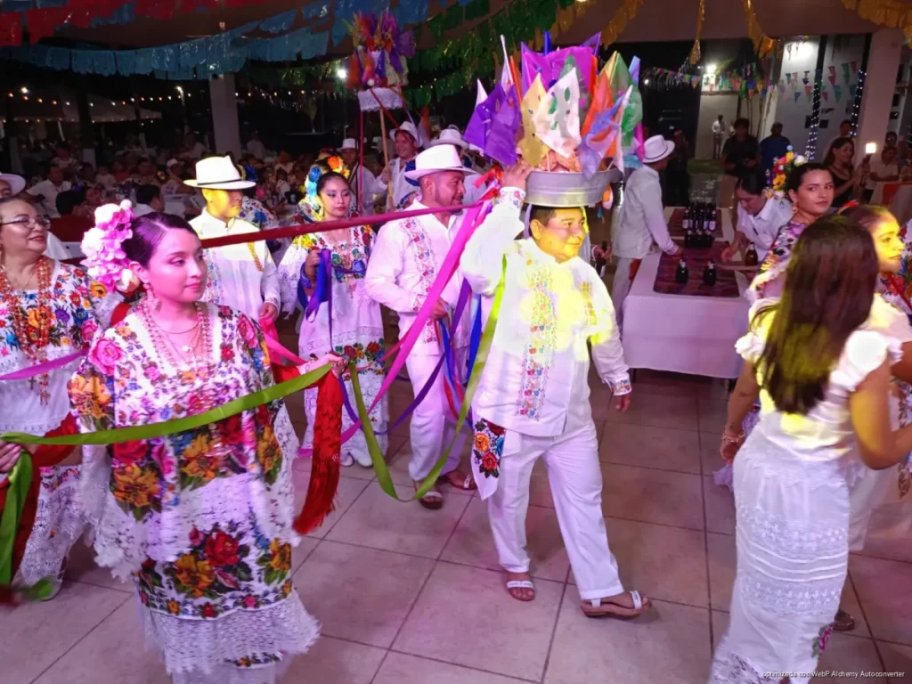 Orgullosos de nuestras raíces, de festejar a nuestra Virgen del Carmen: Cecilio Puc