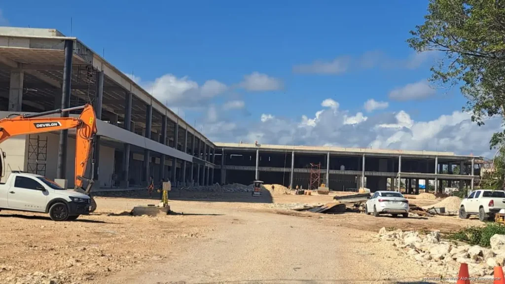 Aceleran inversiones comerciales pese a temporada baja en Tulum Aceleran inversiones comerciales pese a temporada baja en Tulum