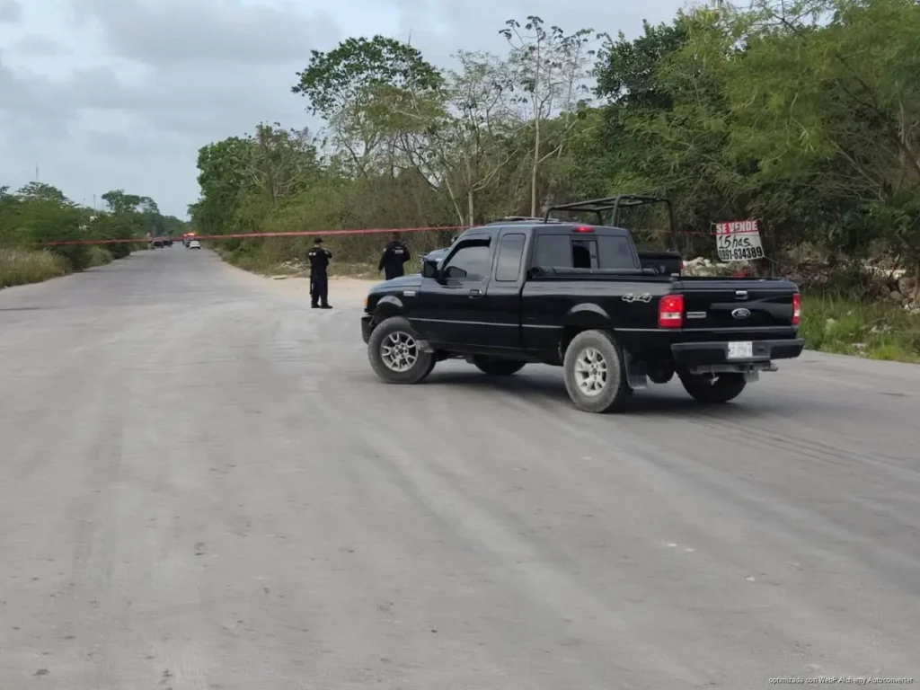 Irrumpen armados en obra y balean a dos trabajadores en Playa del Carmen