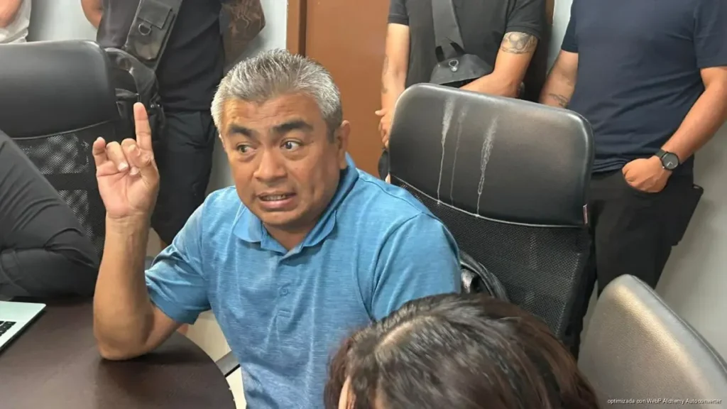 Denuncian “avalancha” de inspecciones contra pequeños negocios en Playa del Carmen Denuncian “avalancha” de inspecciones contra pequeños negocios en Playa del Carmen