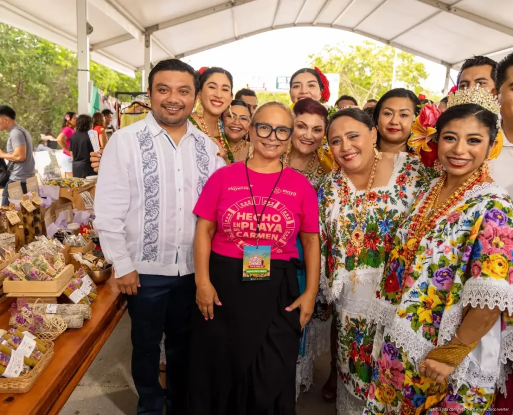 Tradición, música y mucho colorido marcan el inicio de la Feria del Carmen 2026