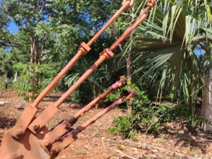 Revisan antenas obsoletas tras colapso en escuela de Sacalaca
