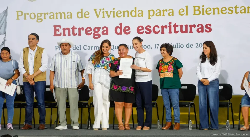 Renán Sánchez Tajonar acompaña a la presidenta Claudia Sheinbaum en su gira por Quintana Roo
