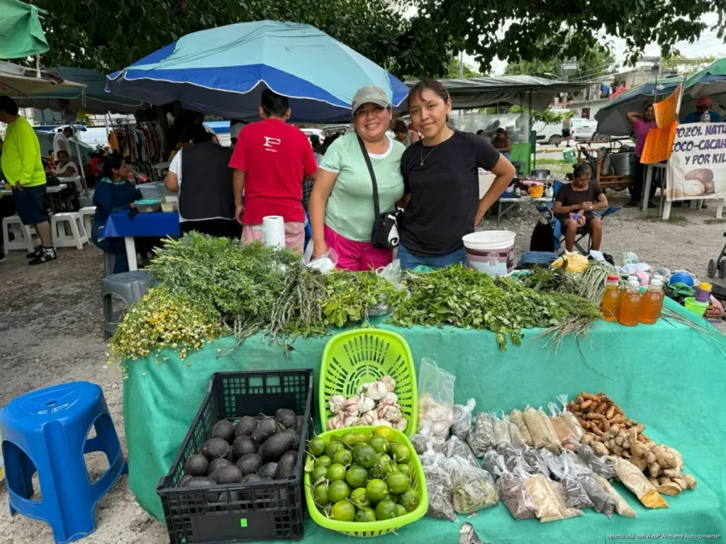 Golpea el calor ventas de tianguistas en Cancún Golpea el calor ventas de tianguistas en Cancún