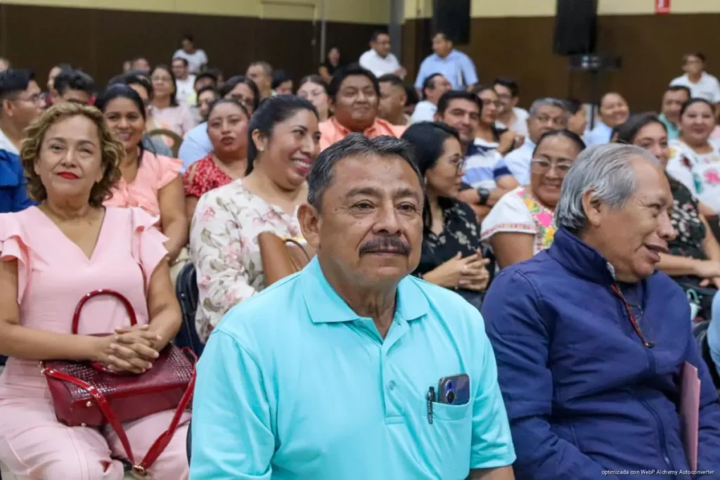 Reconoce Mara Lezama desempeño laboral del personal docente y directivo de las 180 telesecundarias en el estado