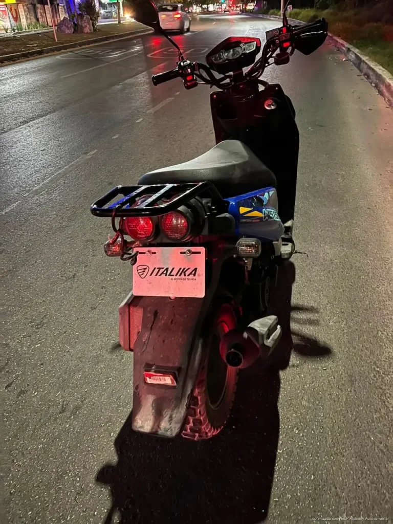 Deja derrape a pareja gravemente lesionada en Cancún