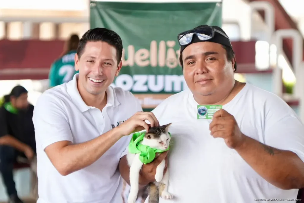 Acerca Renán Sánchez Tajonar jornada gratuita de bienestar animal a las familias de Cozumel