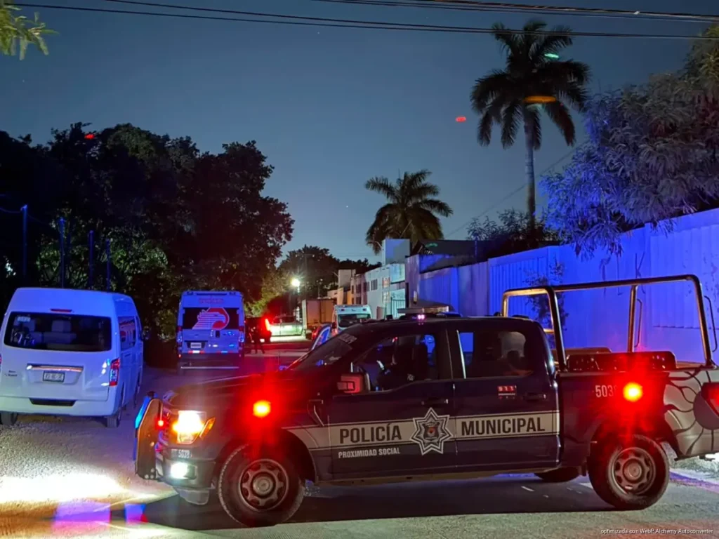Catean salón de eventos por desaparición en Cancún
