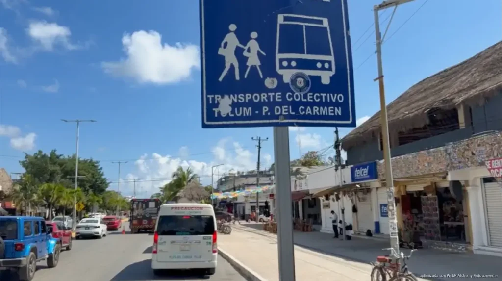 Eliminan paraderos foráneos sobre avenida Tulum Eliminan paraderos foráneos sobre avenida Tulum