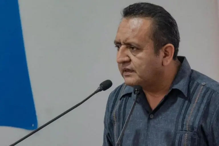 Fiscalía de Veracruz señala a Presidente Municipal de ordenar el asesinato de la periodista Roxana Guzmán Fiscalía de Veracruz señala a Presidente Municipal de ordenar el asesinato de la periodista Roxana Guzmán