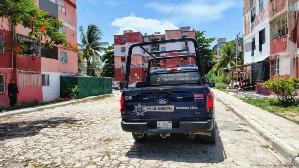 Detienen a dos tras balacera en la Supermanzana 77