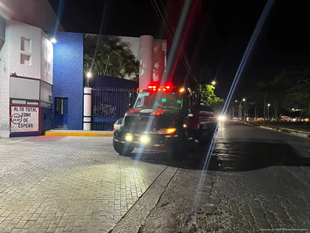 Explosión alarma a trabajadores de bodega de la cervecería Corona en Cancún