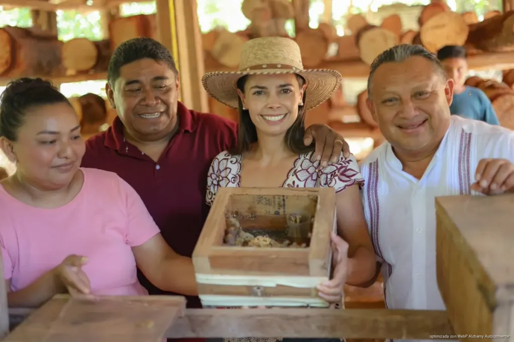 Ana Paty Peralta defiende la Soberanía Nacional manteniendo al pueblo de Quintana Roo informado