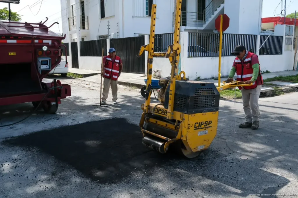 Fortalece Mara Lezama rehabilitación de calles para mejorar la movilidad en Chetumal