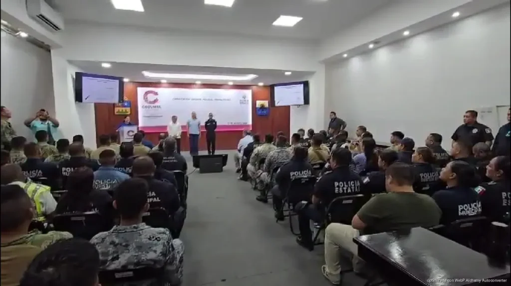 Capacitan a policías de Cozumel en Informe Policial Homologado Capacitan a policías de Cozumel en Informe Policial Homologado