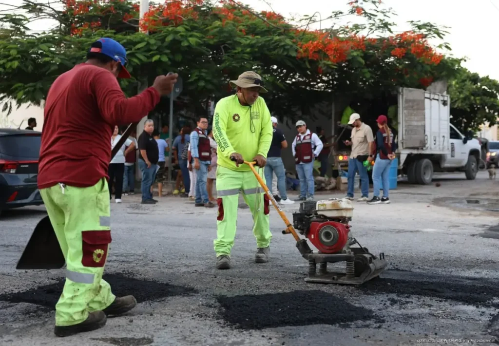 Identifican calles que requieren repavimentación en Cancún Identifican calles que requieren repavimentación en Cancún