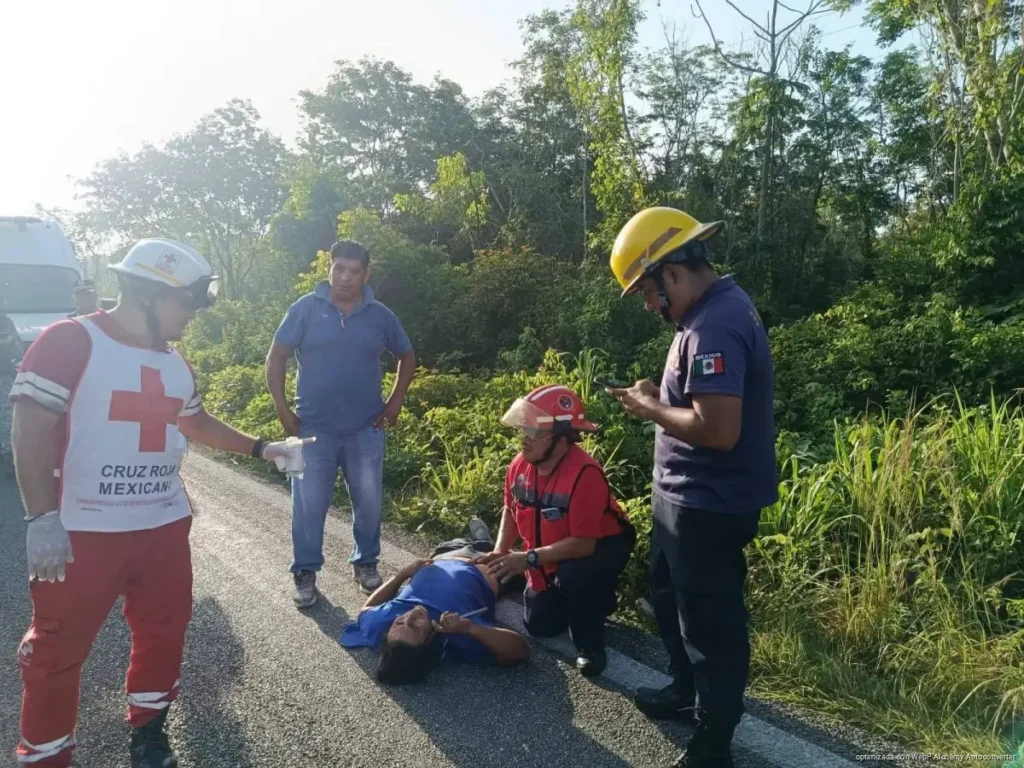 Deja choque frontal un muerto y seis heridos en El Tintal